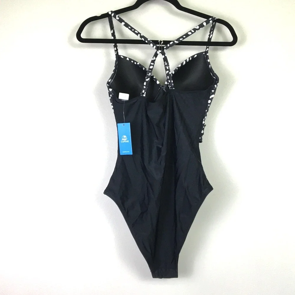 Cupshe Abstract Dot Twist Front Cutout One Piece Swimsuit Size M‎ Black White